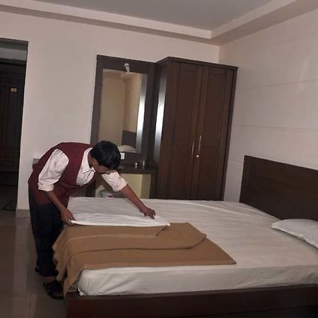 Suprabha Residency Villa Kalasa Eksteriør billede