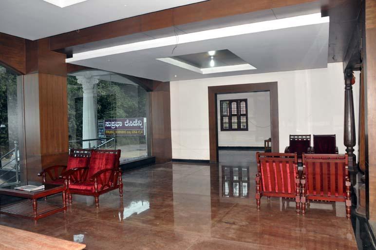 Suprabha Residency Villa Kalasa Eksteriør billede