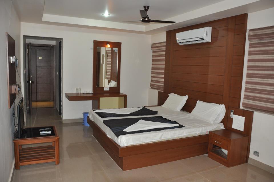 Suprabha Residency Villa Kalasa Eksteriør billede